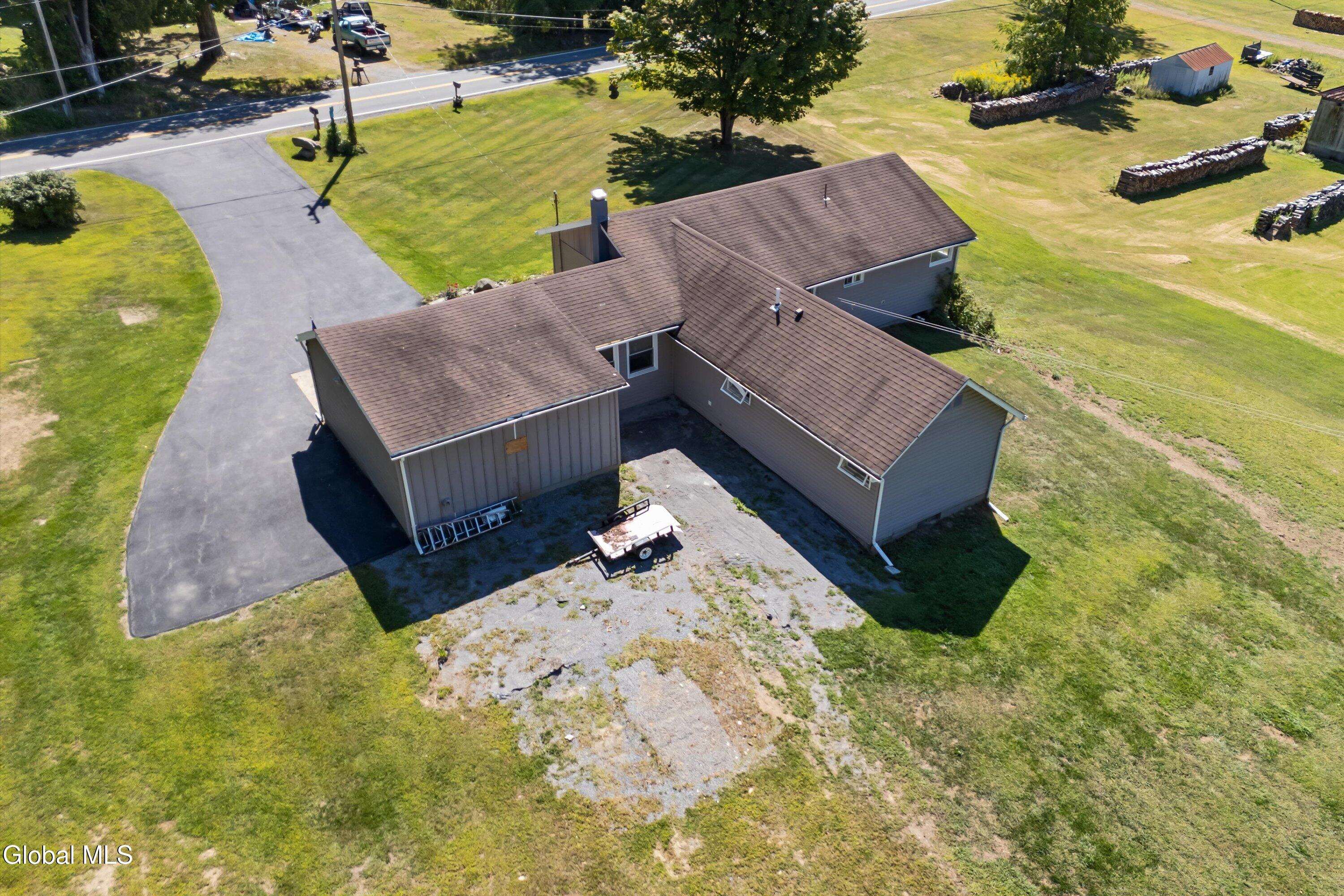 329 Lakeview Road Broadalbin, NY 12025 - Photo 32 of 47 31-329 Lakeview Rd-31
