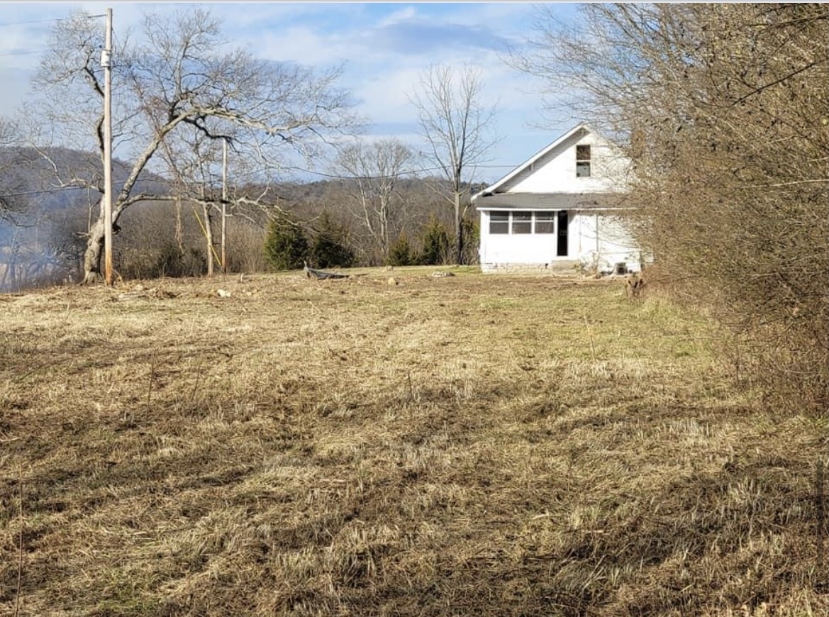 2417 Toll Gate Road Petersburg, TN 37144 - Photo 28 of 32 Gallery Image 28