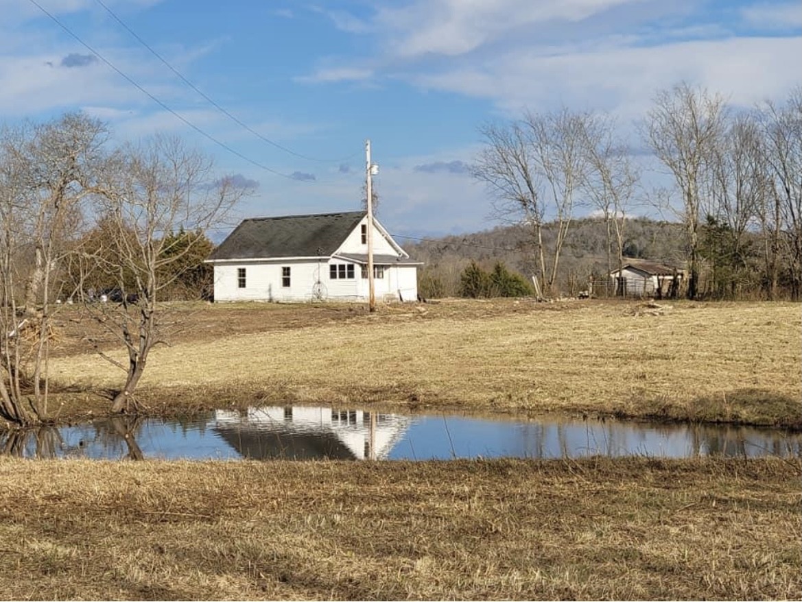 2417 Toll Gate Road Petersburg, TN 37144 - Photo 31 of 32 Gallery Image 31