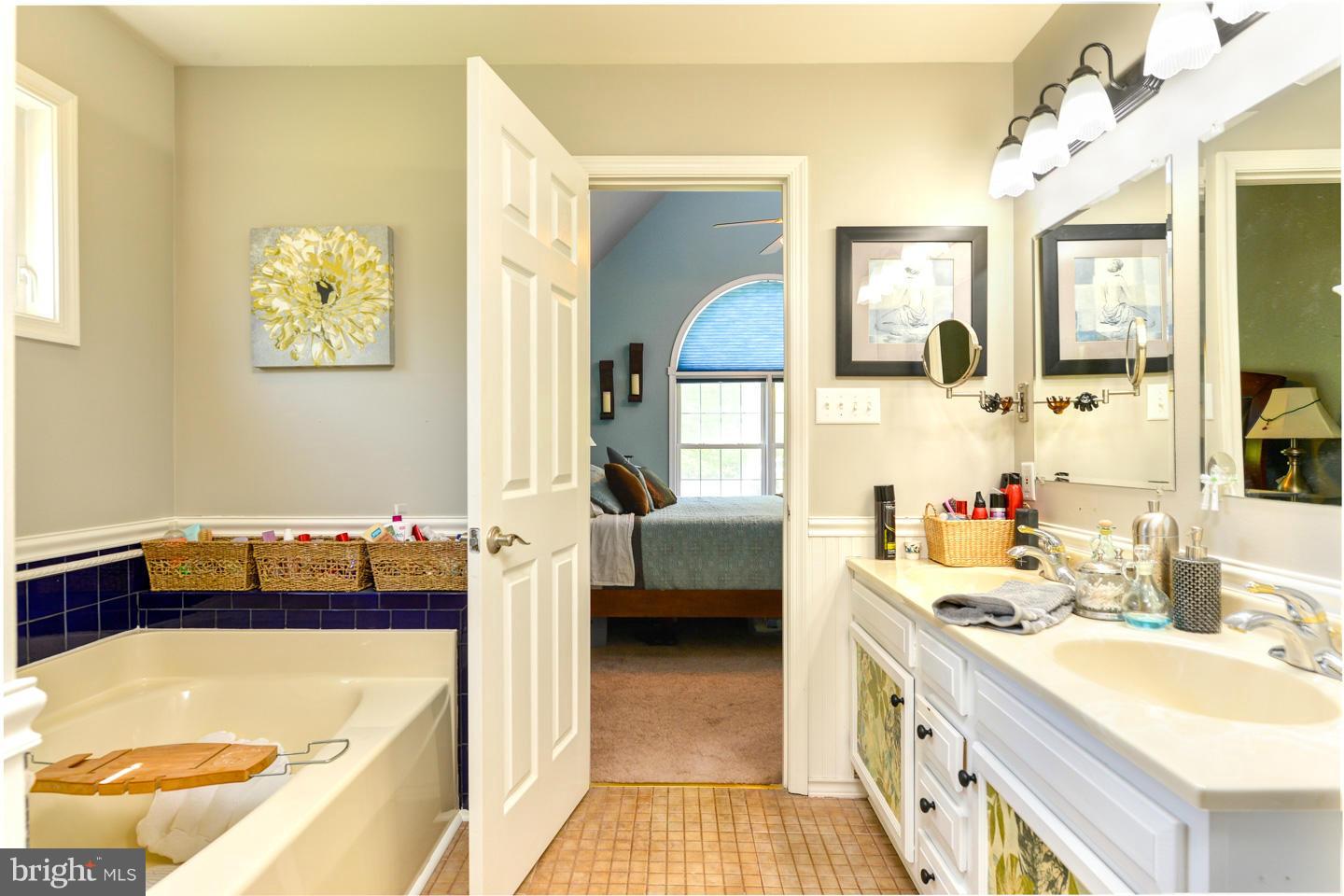 105 Mendenhall Road Elkton, MD 21921 - Photo 12 of 30 Bath (Master)