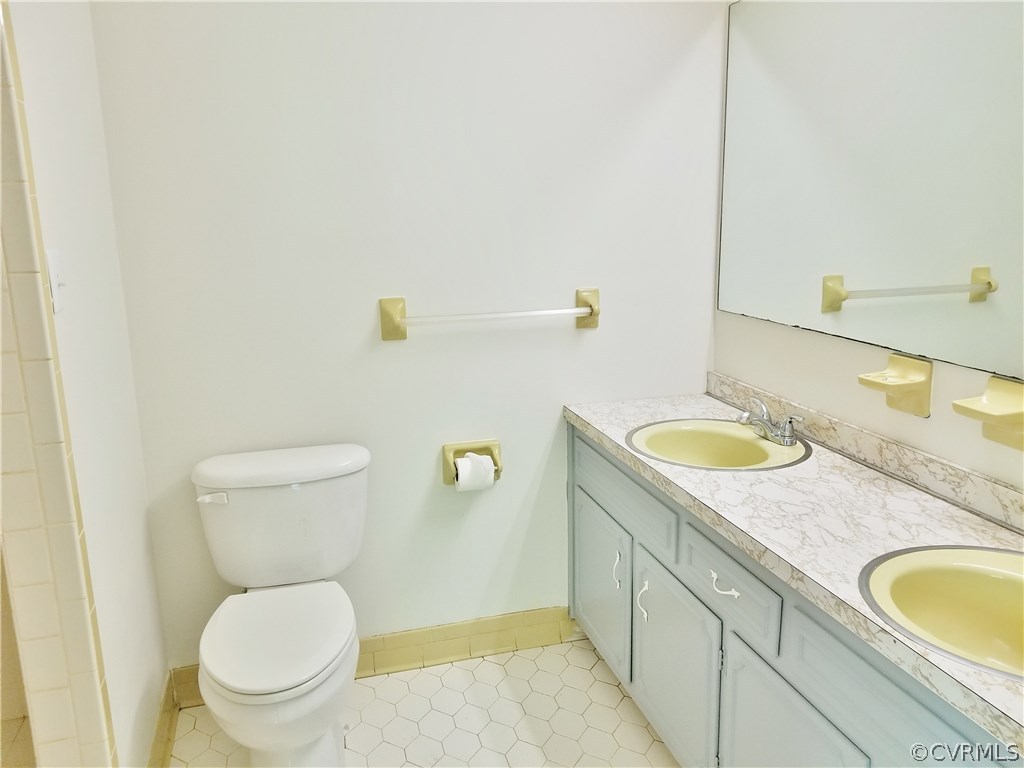 103 Oxford Road Hopewell, VA 23860 - Photo 11 of 13 Gallery Image 11