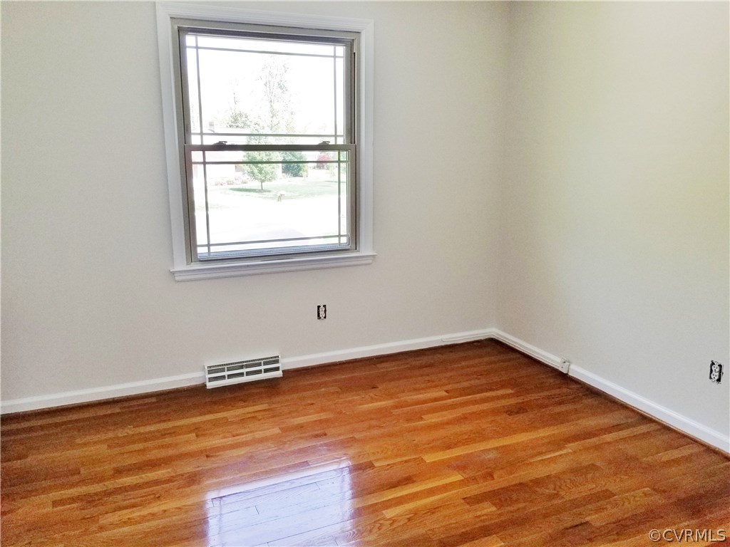 103 Oxford Road Hopewell, VA 23860 - Photo 10 of 13 Gallery Image 10