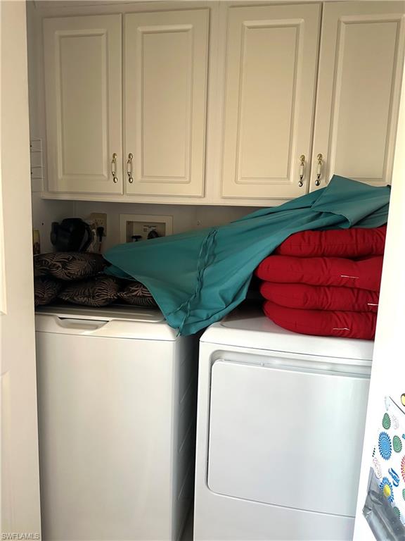 4730 Lantern Lane West Estero, FL 33928 - Photo 20 of 22 a utility room with dryer and washer