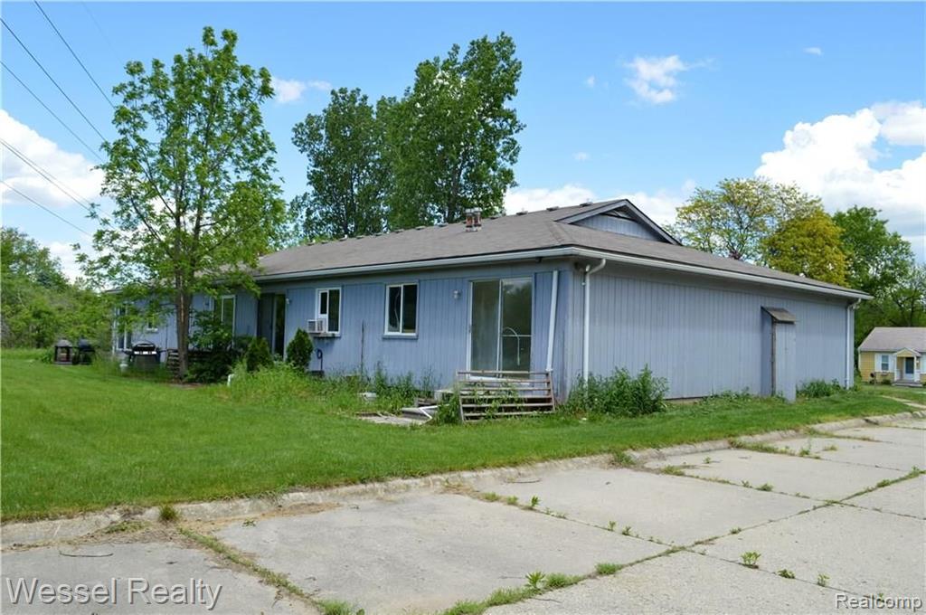 58629 Wallington Washington, MI 48094 - Photo 12 of 15