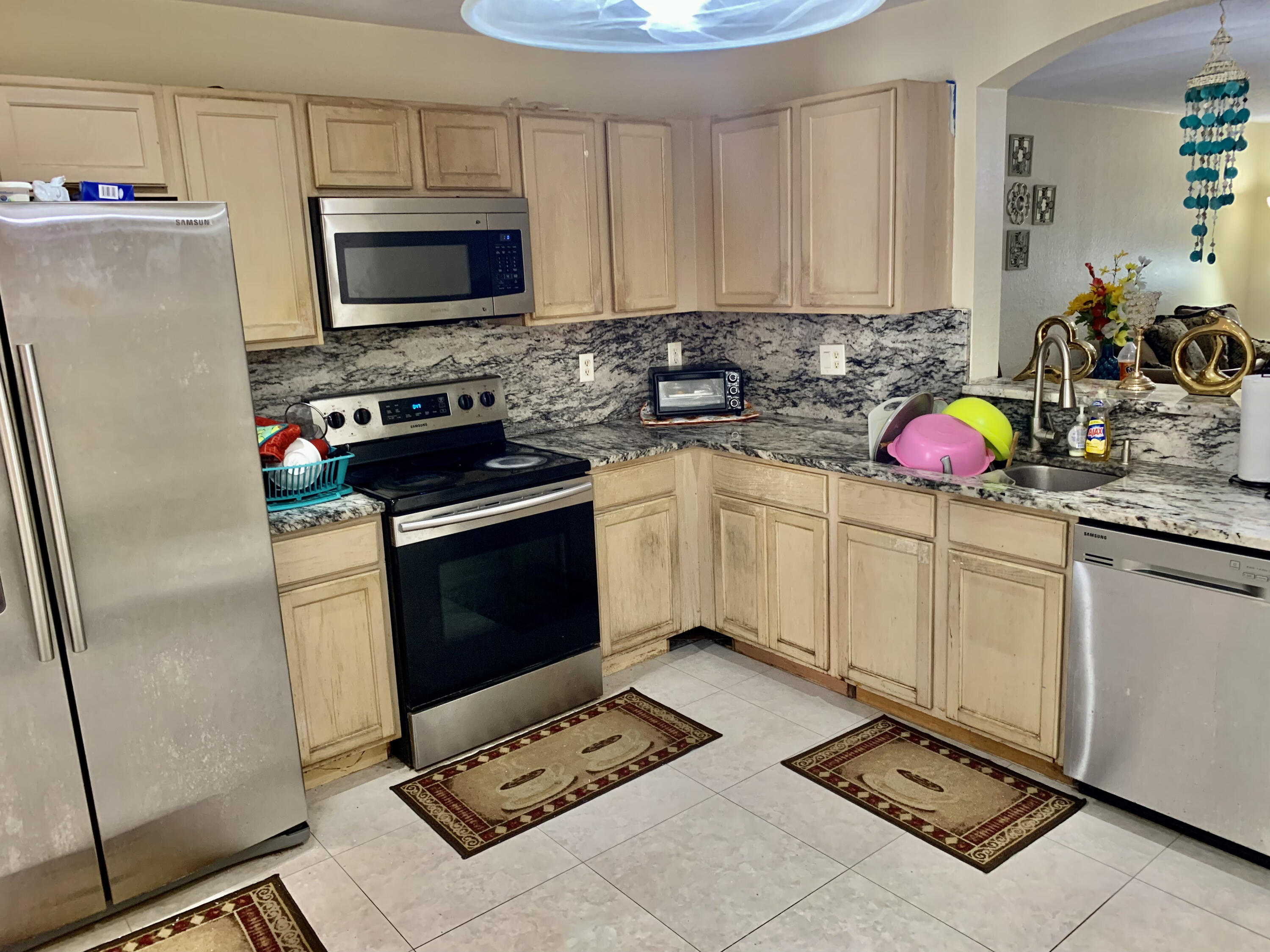 5303 Crossing Rocks Court Riviera Beach, FL 33407 - Photo 14 of 38 Kitchen