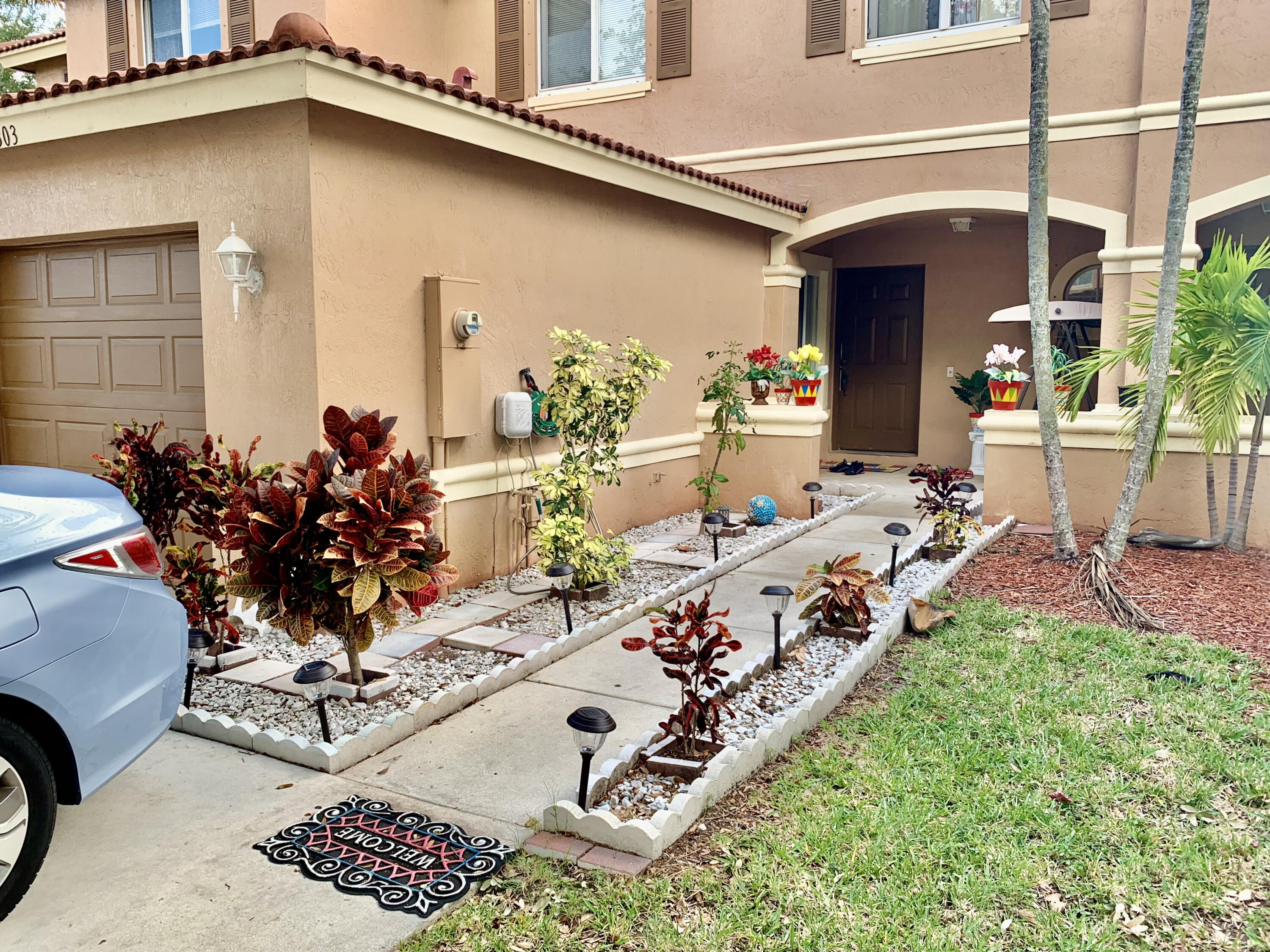 5303 Crossing Rocks Court Riviera Beach, FL 33407 - Photo 2 of 38 Walkway