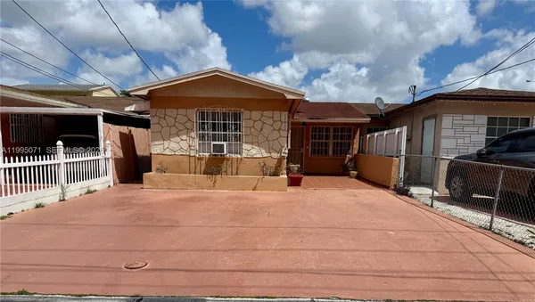$475,000 | 7725 West 10th Avenue, Hialeah, FL 33014