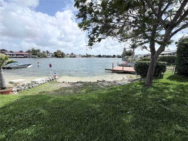 $475,000 | 7725 West 10th Avenue, Hialeah, FL 33014