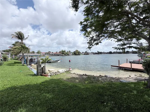 $475,000 | 7725 West 10th Avenue, Hialeah, FL 33014