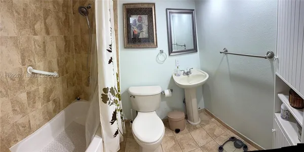 $475,000 | 7725 West 10th Avenue, Hialeah, FL 33014