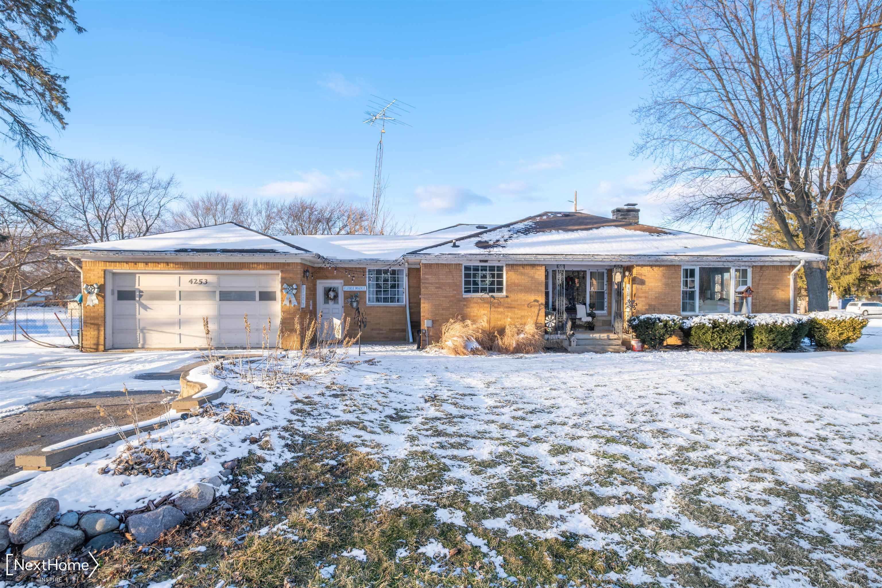 4253 Potter Road Flint, MI 48506 - Photo 2 of 28 Gallery Image 2