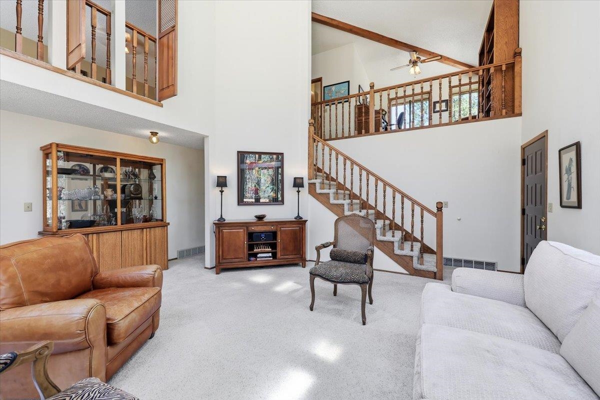 4605 West Pinto Road Cheney, WA 99004 - Photo 9 of 48