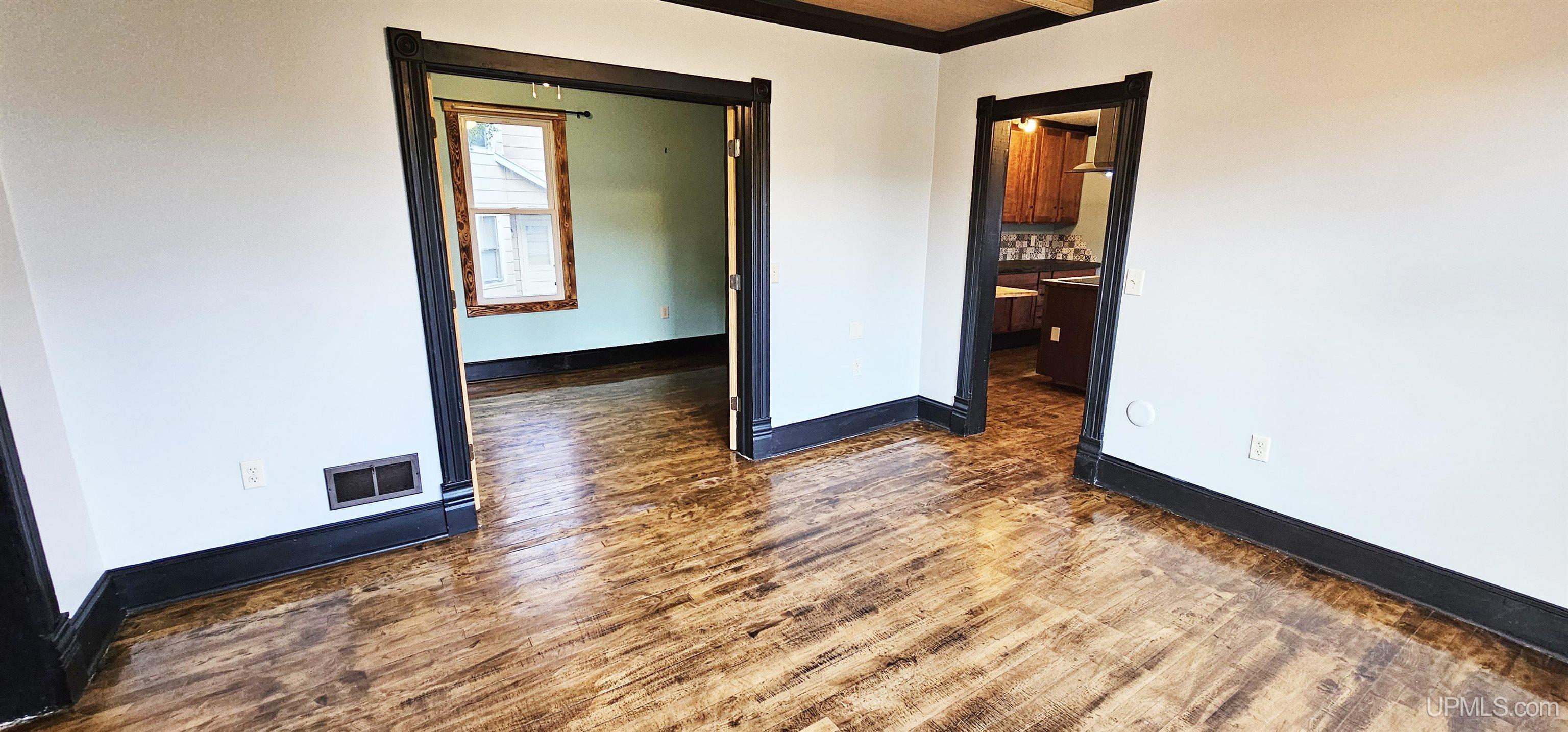 128 Pewabic Street Calumet, MI 49913 - Photo 10 of 62
