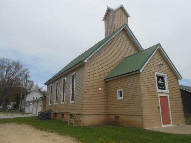 404 East Main Street La Farge, WI 54639 - Photo 2 of 20 DSCN5949
