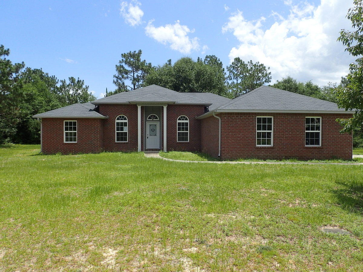 5821 Flamingo Road Crestview, FL 32539 - Photo 1 of 18 14-P6152596-001