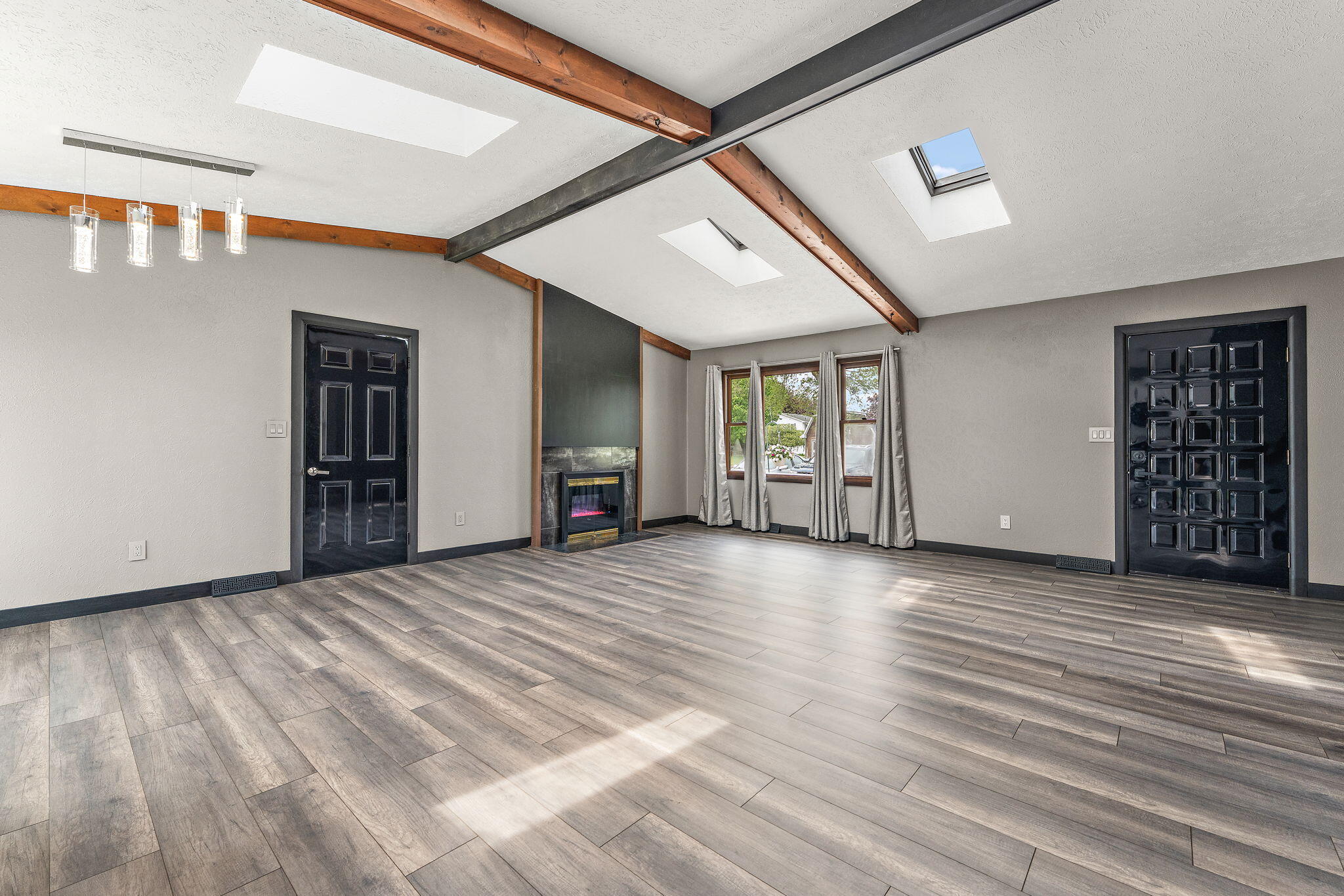 55944 Buckeye Road Mishawaka, IN 46545 - Photo 11 of 38 2048x1365