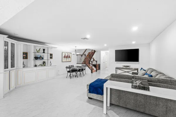 $5,000 | 27 Southport Lane, Unit C, Boynton Beach, FL 33436