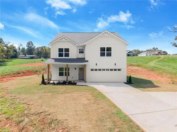 $460,000 | 274 Hardman Road, Clarkesville, GA 30523
