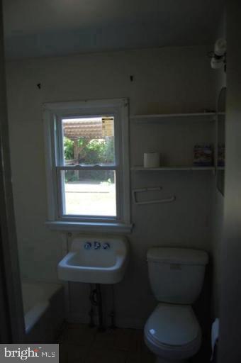 2 Spruce Lane Annapolis, MD 21401 - Photo 5 of 7