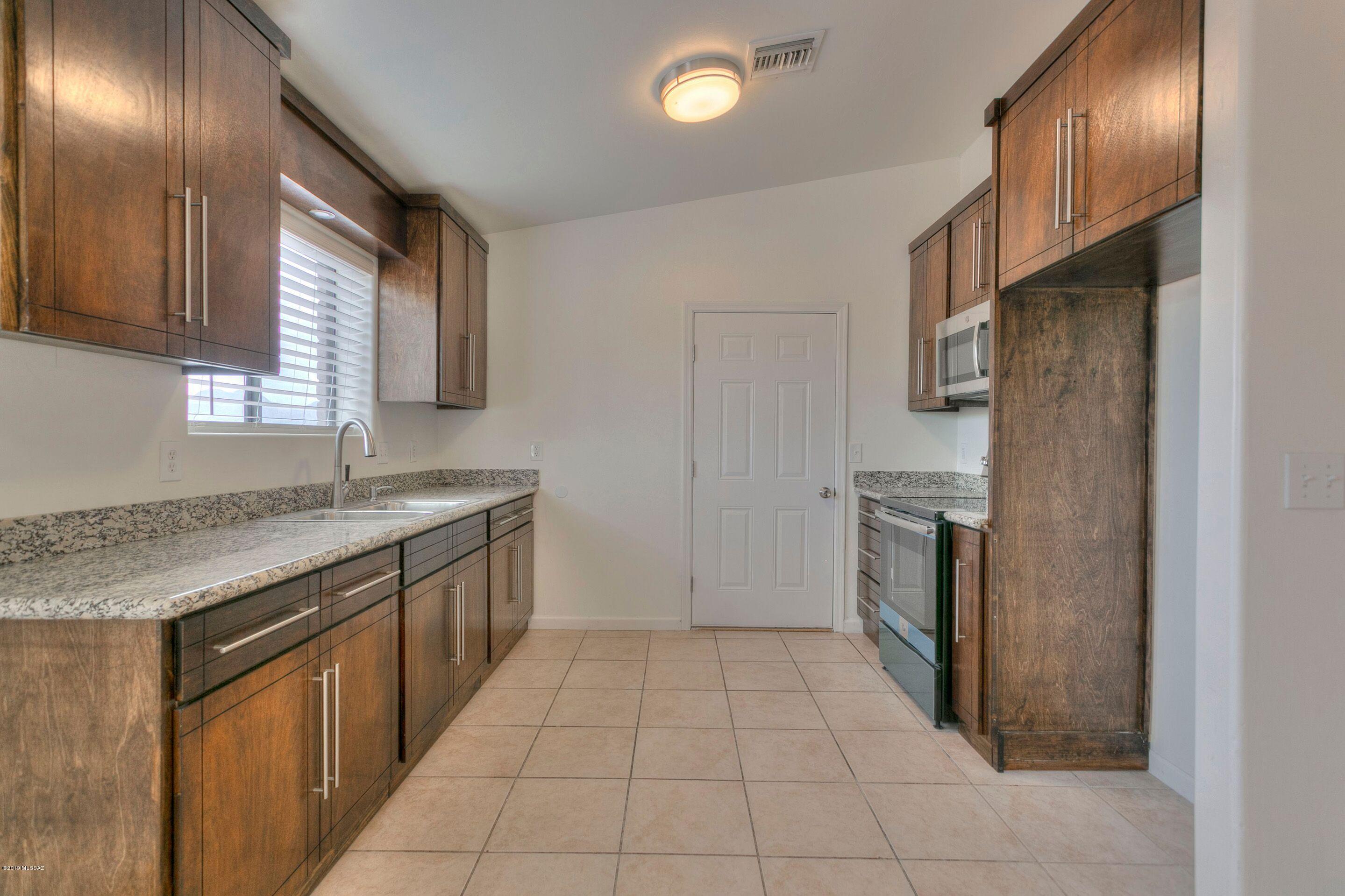 382 Camino Caballo Rio Rico, AZ 85648 - Photo 7 of 25