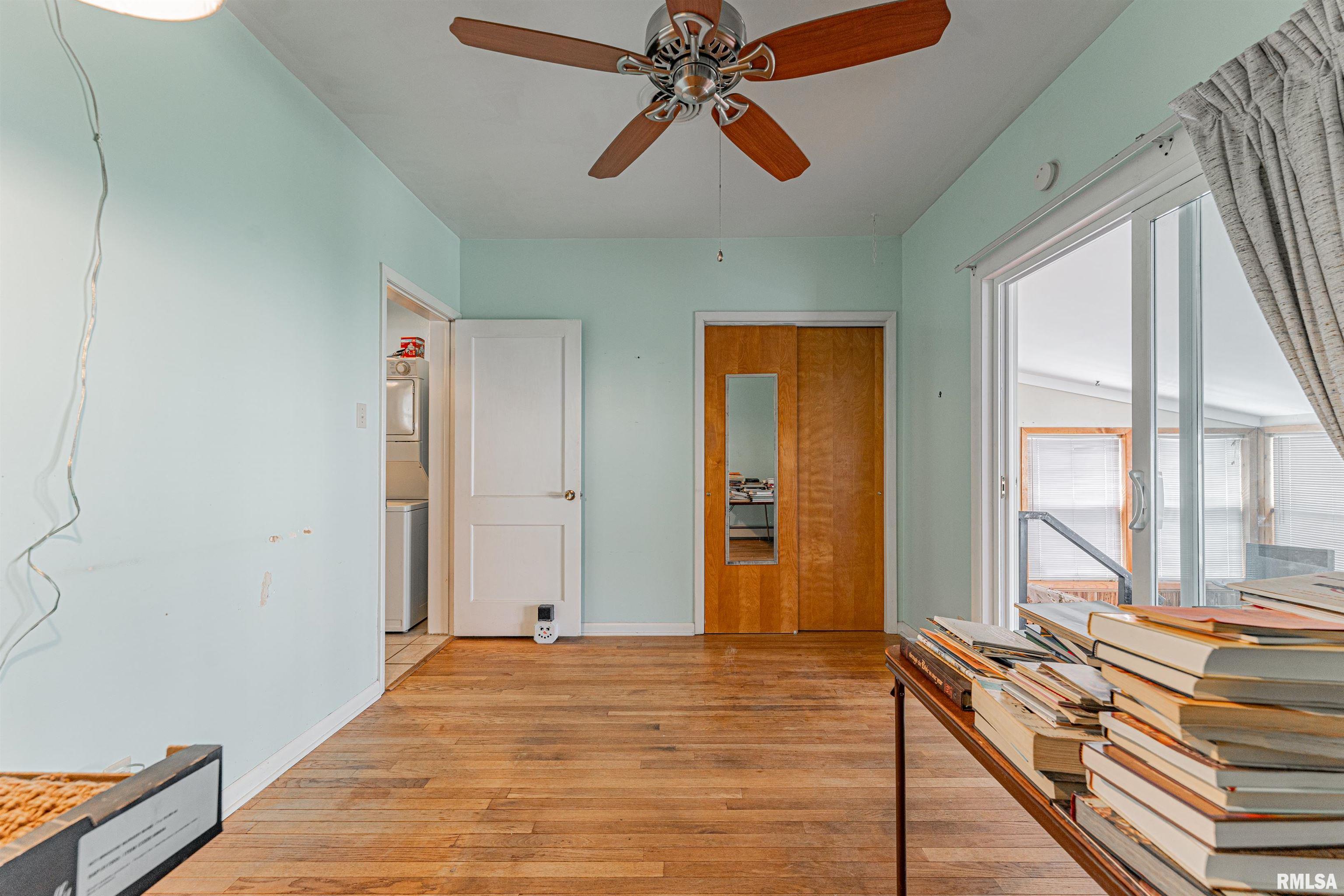 640 7th Street Lincoln, IL 62656 - Photo 10 of 27