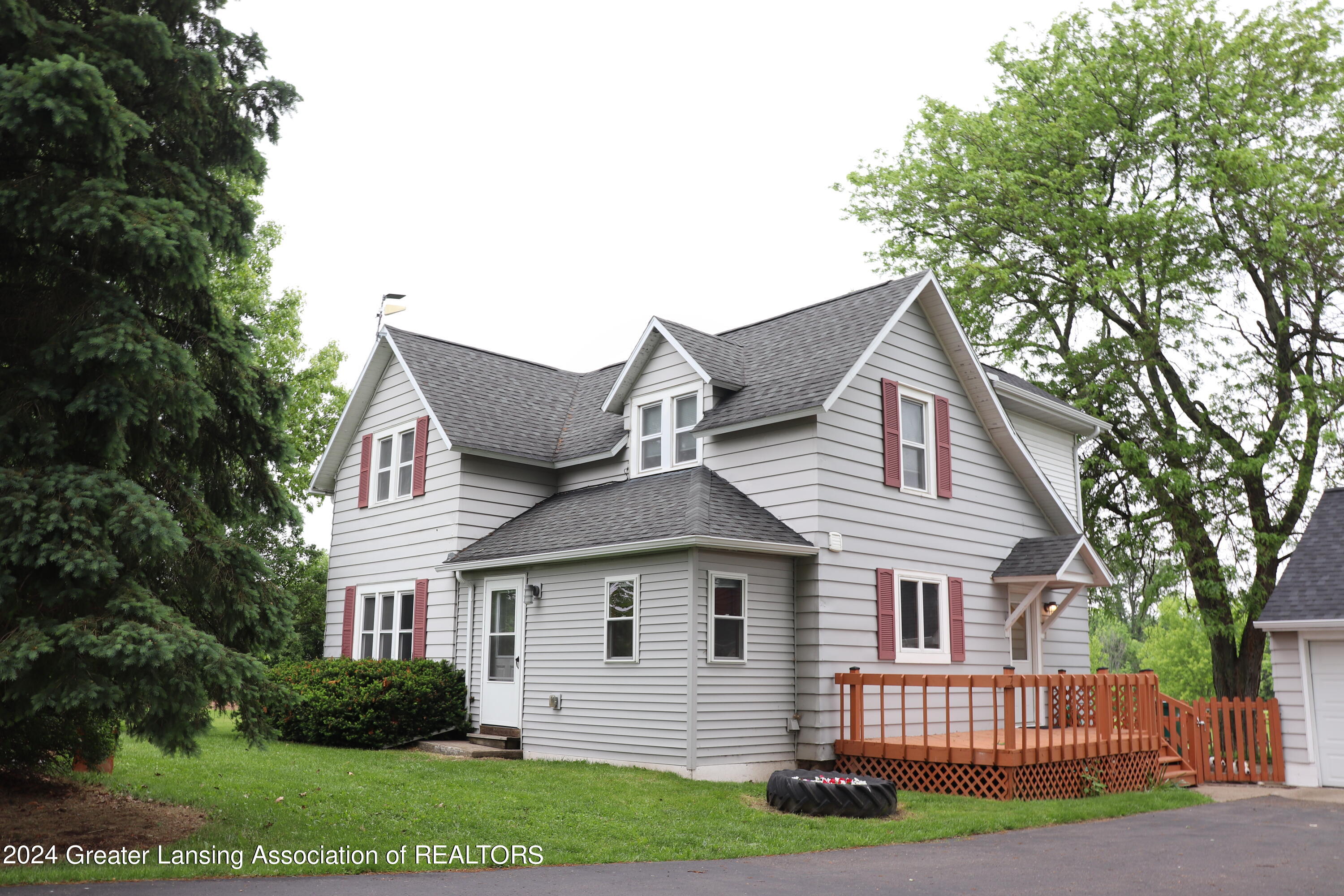 3707 East Clark Road Bath, MI 48808 - Photo 1 of 44 IMG_2871