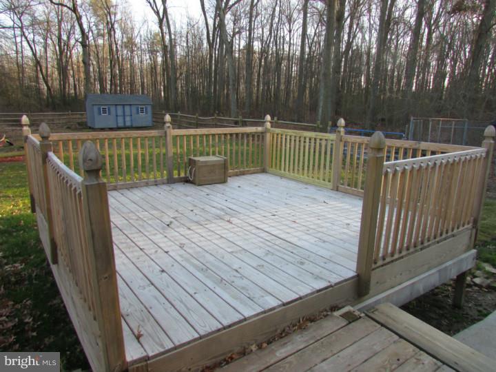 2068 White Oak Road Dover, DE 19901 - Photo 17 of 18 Deck