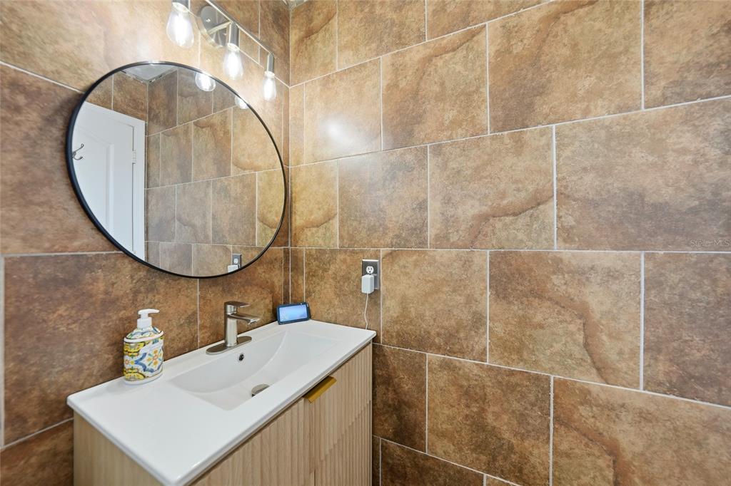 4053 Pinstar Terrace North Port, FL 34287 - Photo 39 of 64