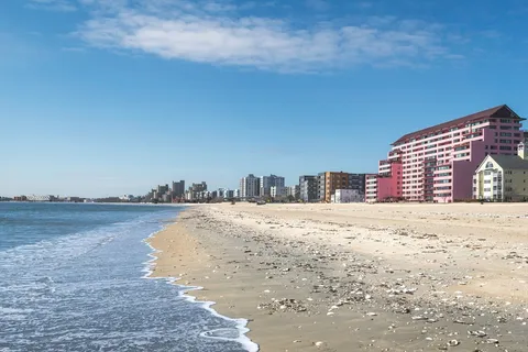 $619,000 | 350 Revere Beach Boulevard, Unit 65L, Revere, MA 02151