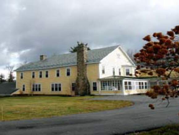 15 Tracy Road New London, NH 03257 - Photo 1 of 4