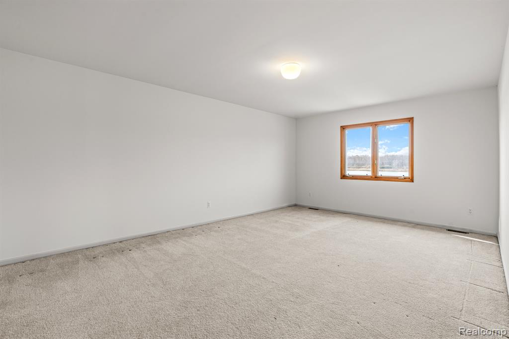 73921 Omo Road Armada, MI 48005 - Photo 21 of 43
