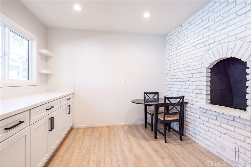8534 Bothwell Road Northridge, CA 91324 - Photo 5 of 17 A built-in Brick Oven Pizza! WOW!