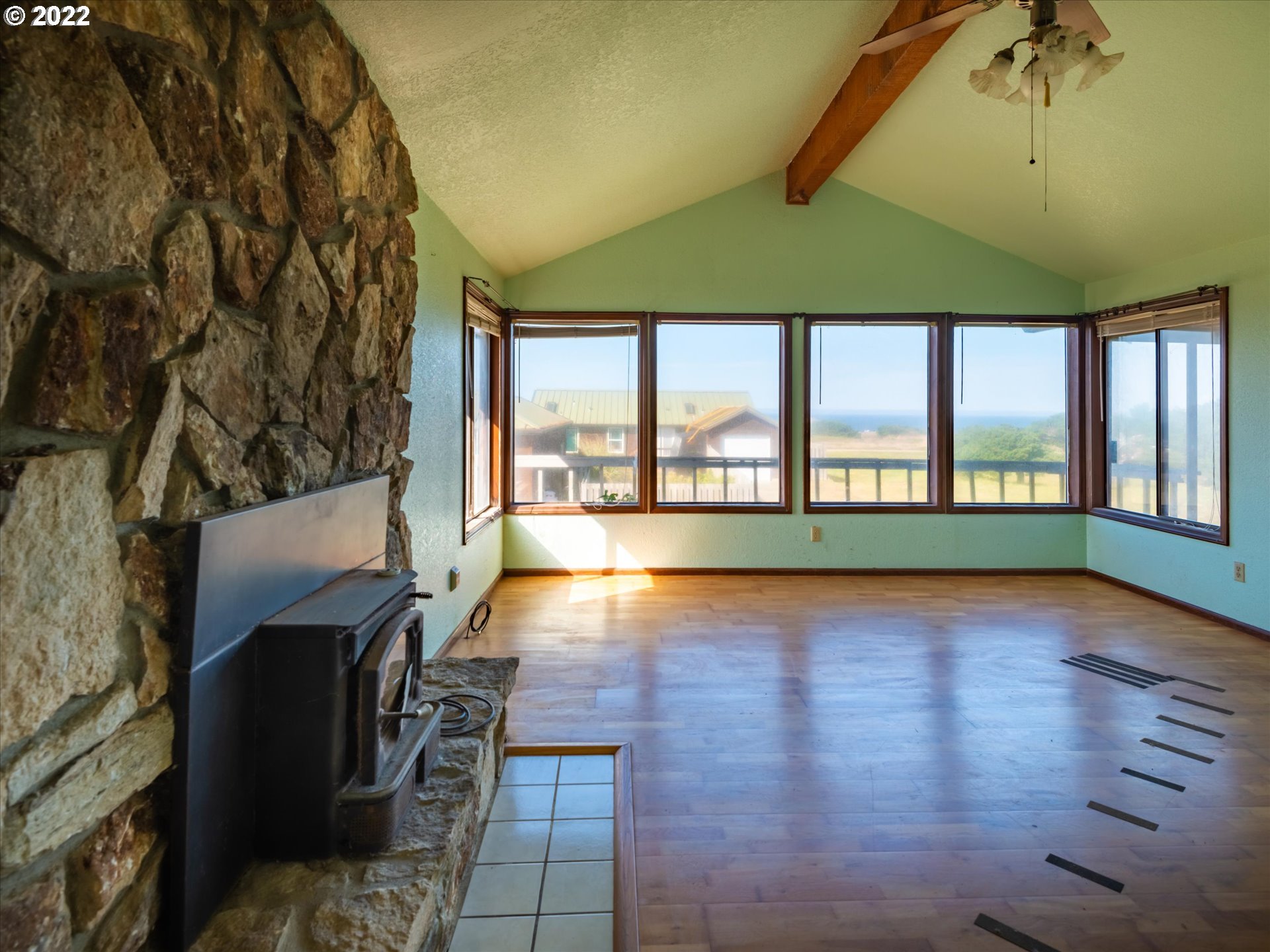 1030 Beach Loop Road Bandon, OR 97411 - Photo 7 of 32 Gallery Image 7