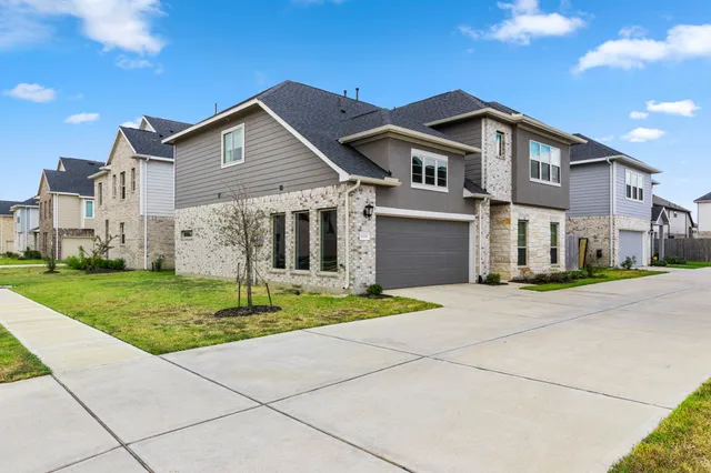 $2,300 | 31130 Mahogany Fir Trail, Hockley, TX 77447