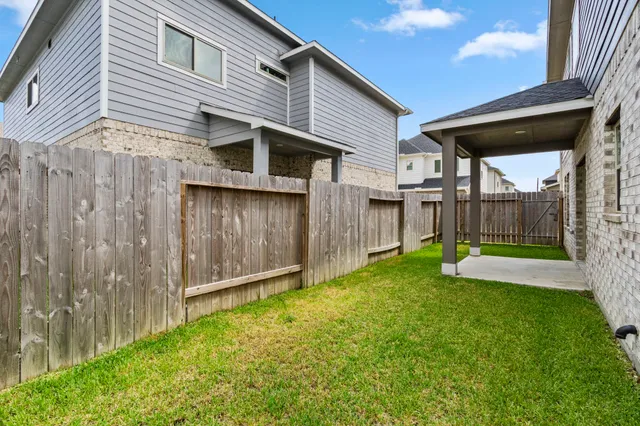 $2,300 | 31130 Mahogany Fir Trail, Hockley, TX 77447