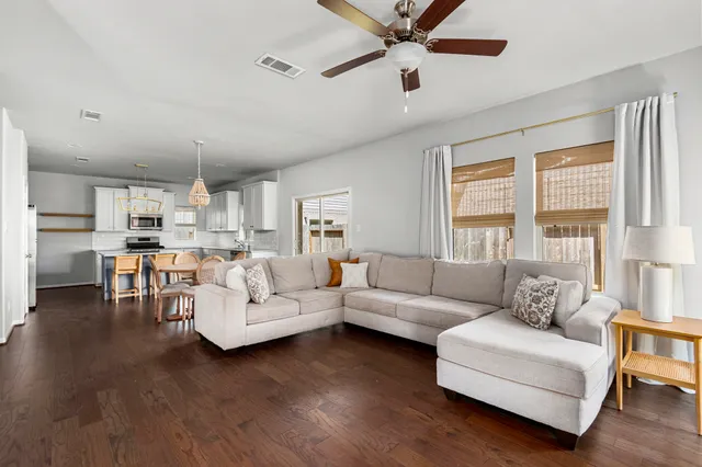 $2,300 | 31130 Mahogany Fir Trail, Hockley, TX 77447