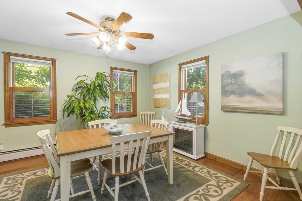66 Middle Road Amesbury, MA 01913 - Photo 15 of 28