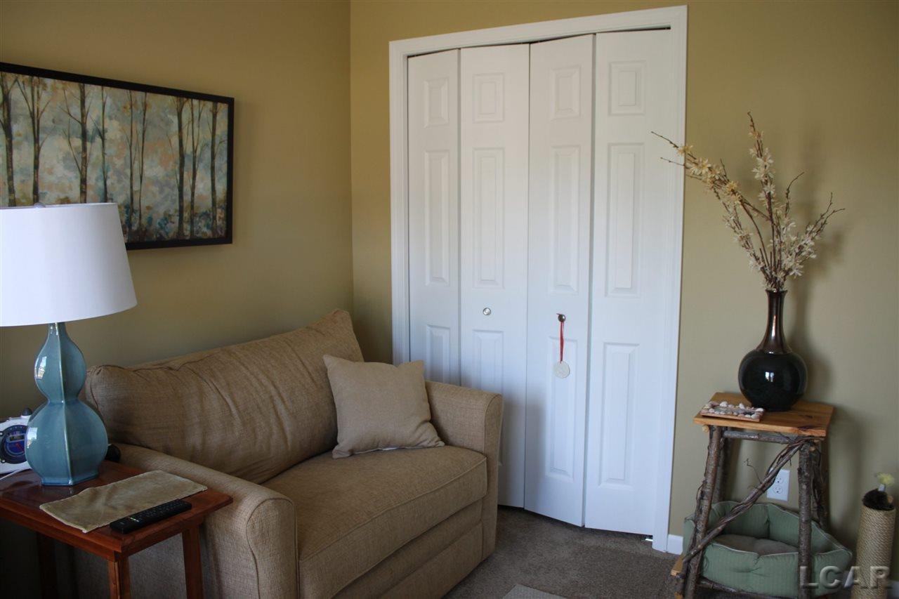 542 Ridge Lane Tecumseh, MI 49286 - Photo 19 of 30 31303043-18.JPG