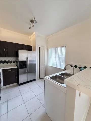 $2,850 | Three Lakes, Miami, FL 33186