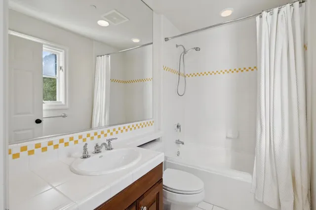 $4,498,000 | 1450 Lakeview Court, San Martin, CA 95046