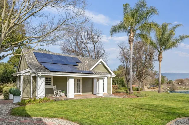 $4,498,000 | 1450 Lakeview Court, San Martin, CA 95046