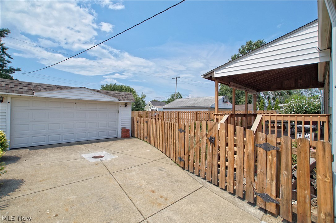 752 Pendley Road Willowick, OH 44095 - Photo 24 of 25 Gallery Image 24