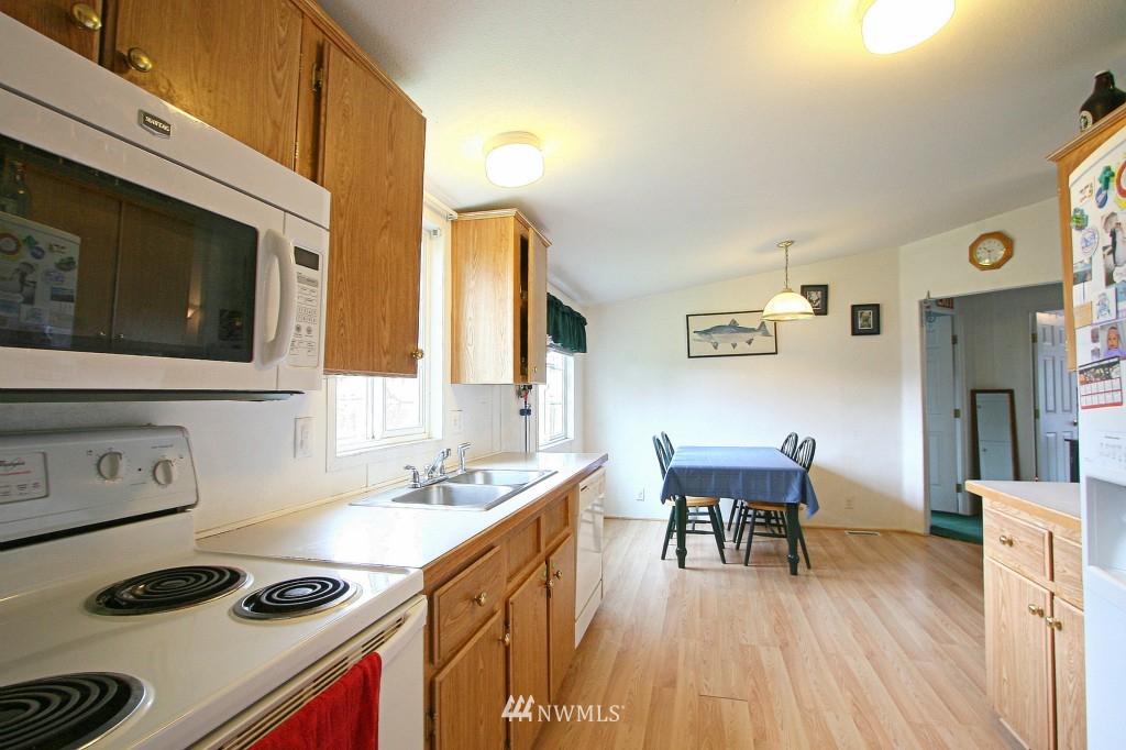 3457 Ruth Road Bellingham, WA 98226 - Photo 2 of 15 Gallery Image 2