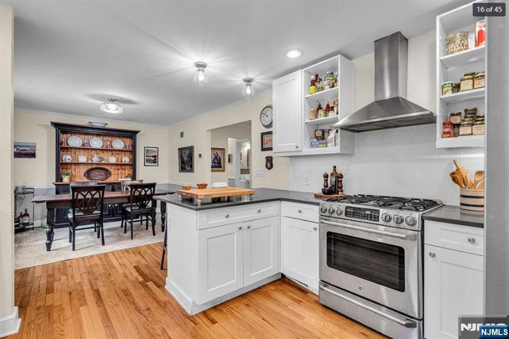 709 Albert Place Ridgewood, NJ 07450 - Photo 10 of 17 Gallery Image 10