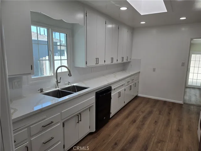 $4,000 | 14001 Dunrobin Avenue, Bellflower, CA 90706