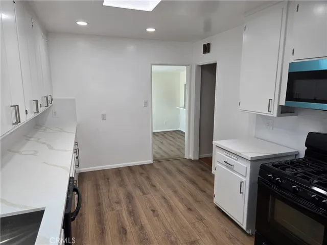 $4,000 | 14001 Dunrobin Avenue, Bellflower, CA 90706