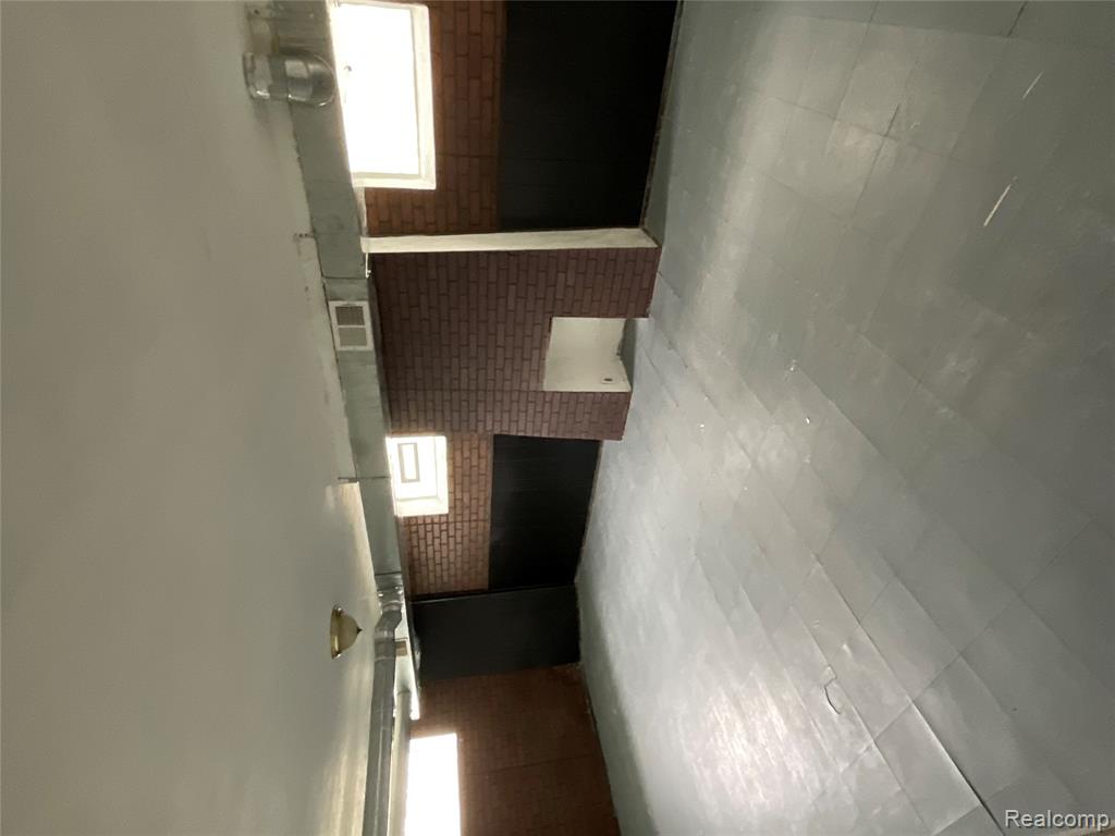15763 Ashton Road Detroit, MI 48223 - Photo 37 of 43