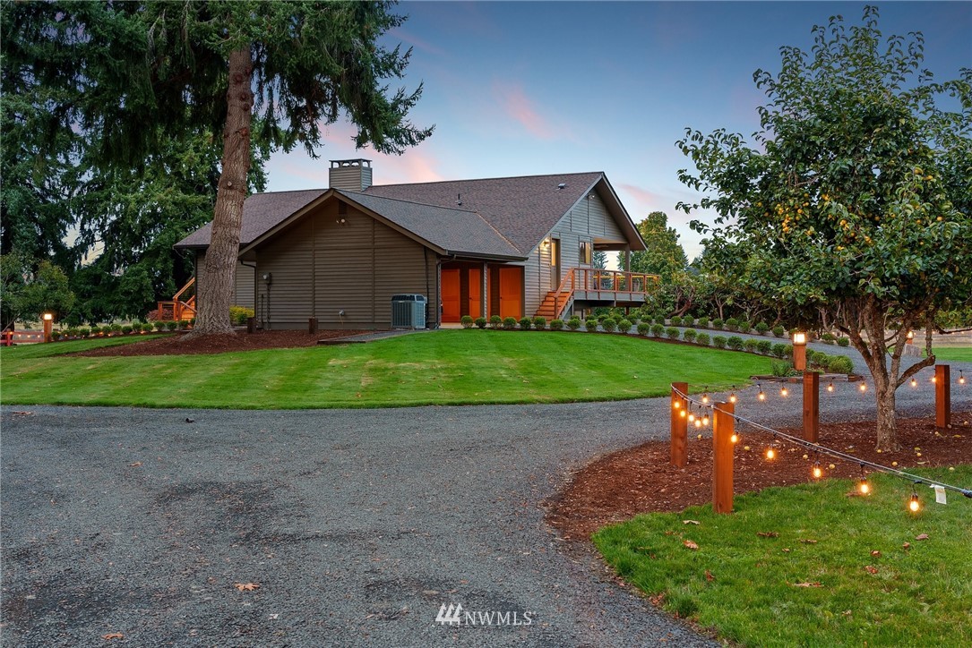 2716 Wiggins Road Southeast Olympia, WA 98501 - Photo 3 of 40 Gallery Image 3