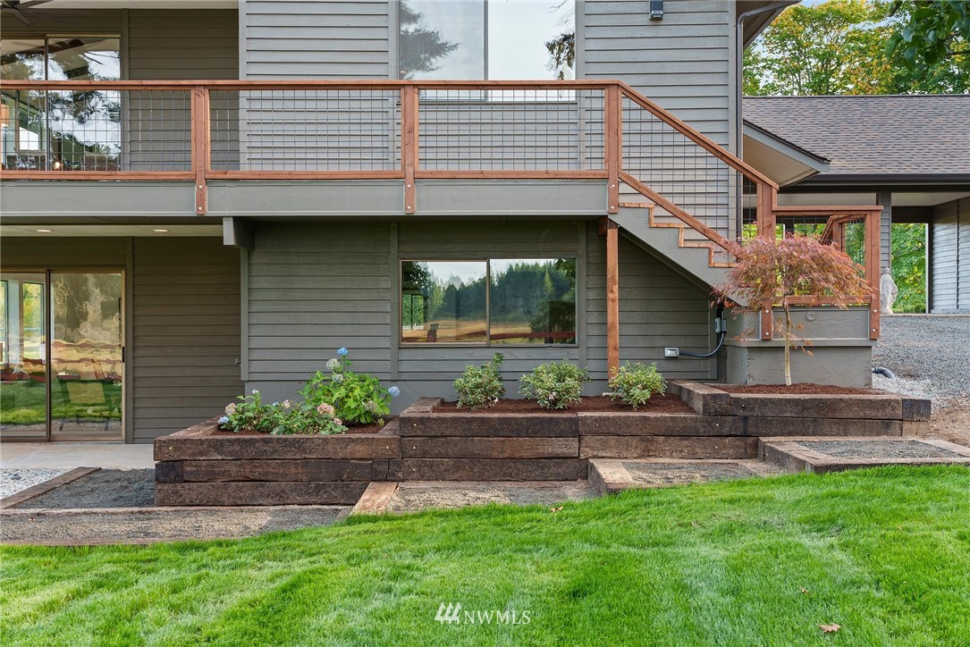 2716 Wiggins Road Southeast Olympia, WA 98501 - Photo 5 of 40 Gallery Image 5