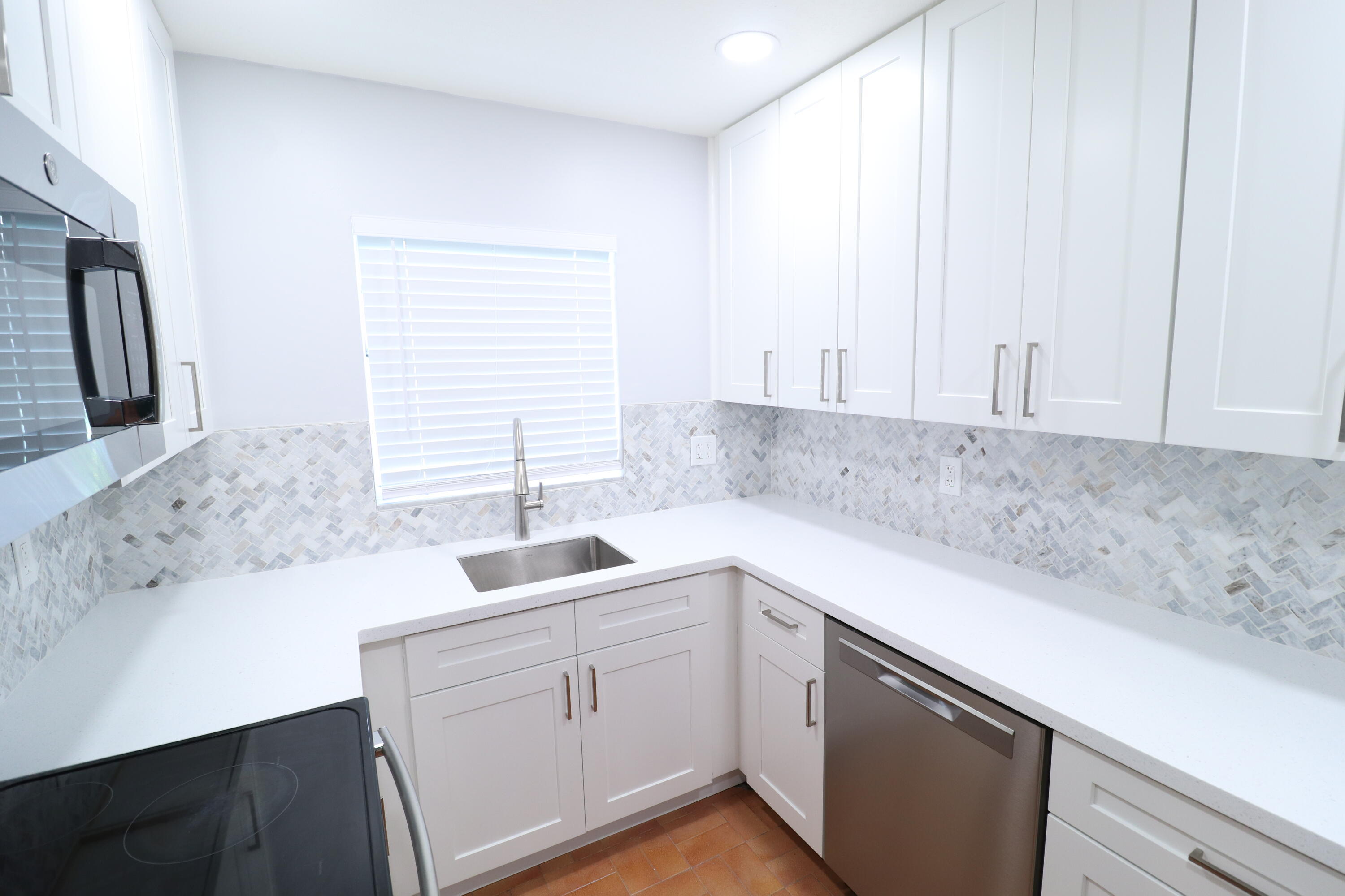 1271 Northwest 13th Street, Unit 356E Boca Raton, FL 33486 - Photo 4 of 19 IMG_3519